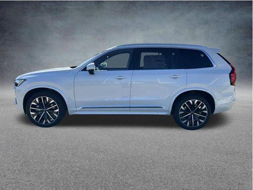 Crystal White Pearl 2026 Volvo XC90 B6 Plus 7-Seater