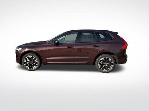 Mulberry Metallic 2026 Volvo XC60 B5 Plus
