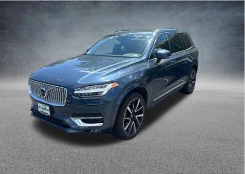 Denim Blue Metallic 2023 Volvo XC90 B6 Plus 7-Seater