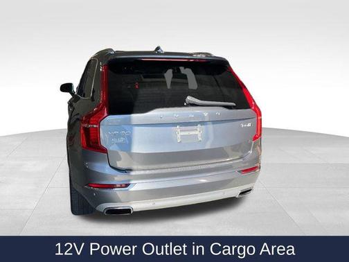 Gray Metallic 2018 Volvo XC90 T6 Inscription