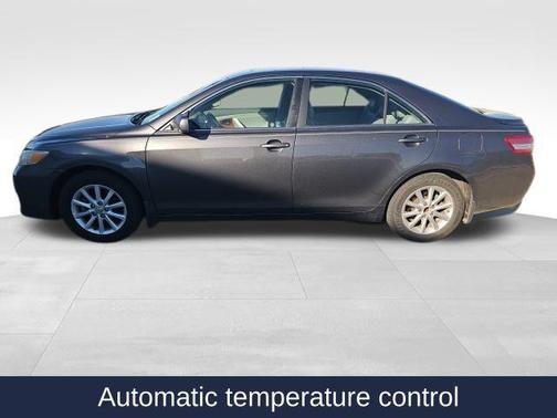 2011 Toyota Camry XLE