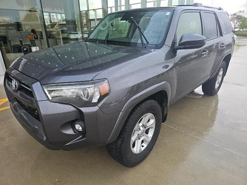 2022 Toyota 4Runner SR5