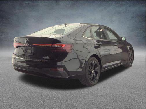 Deep Black Pearl 2025 Volkswagen Jetta 1.5T SE