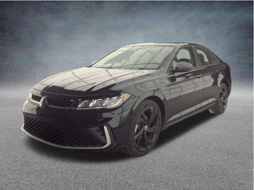 Deep Black Pearl 2025 Volkswagen Jetta 1.5T SE