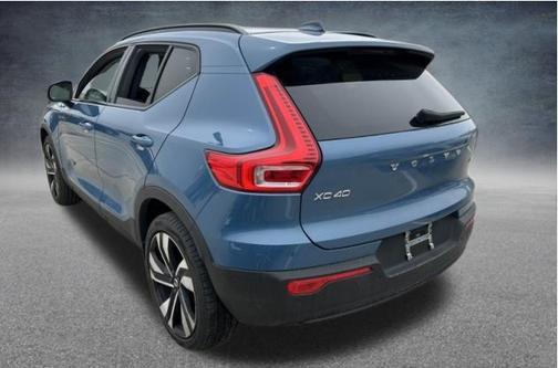 Fjord Blue Metallic 2023 Volvo XC40 B5 Ultimate Dark Theme