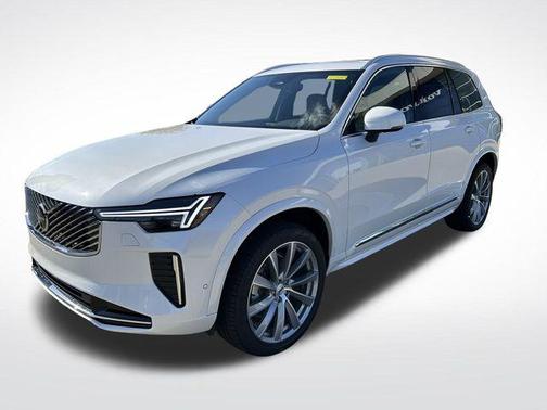 2026 Volvo XC90 B6 Plus 6-Seater