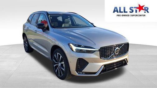 2024 Volvo XC60 B5 Plus Dark Theme