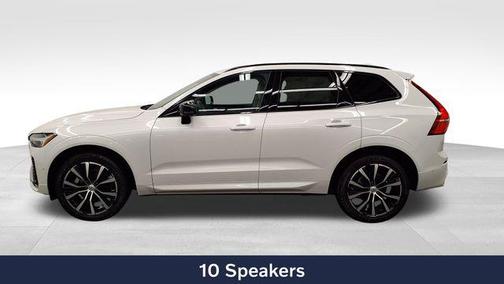 2024 Volvo XC60 B5 Plus Dark Theme