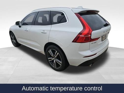 2020 Volvo XC60 T5 Momentum
