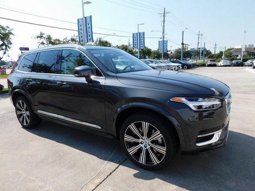 2024 Volvo XC90 Recharge Plug-In Hybrid T8 Plus Bright Theme 7-Seater