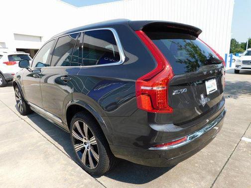 2024 Volvo XC90 Recharge Plug-In Hybrid T8 Plus Bright Theme 7-Seater