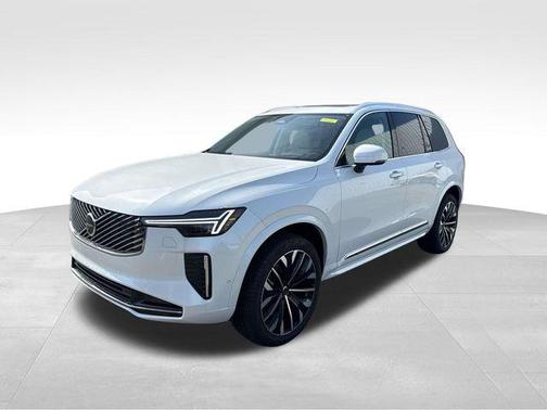 Crystal White Pearl 2026 Volvo XC90 B6 Ultra 7-Seater