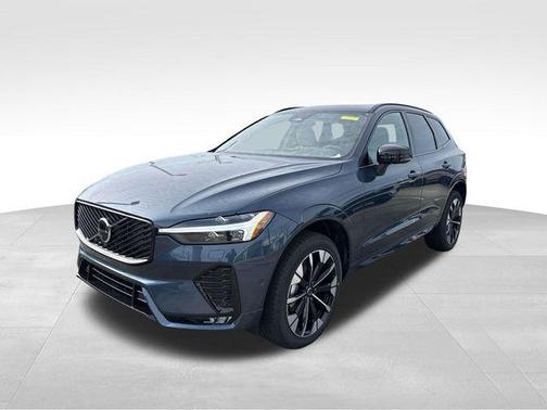 Denim Blue Metallic 2026 Volvo XC60 B5 Plus