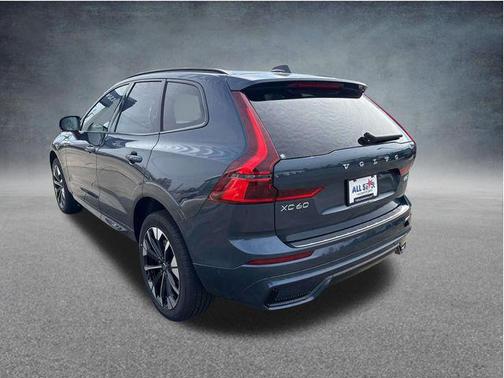 Denim Blue Metallic 2026 Volvo XC60 B5 Plus