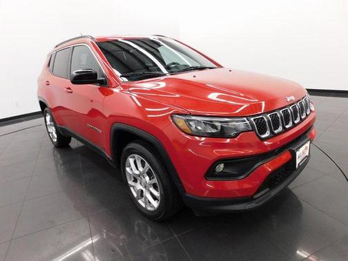 2023 Jeep Compass Latitude Lux