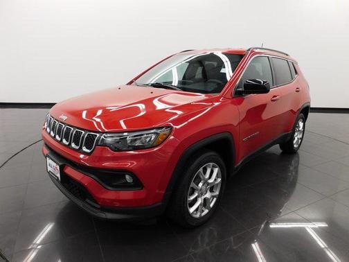 2023 Jeep Compass Latitude Lux