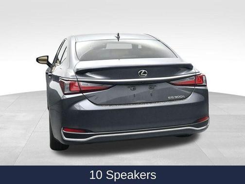 2025 Lexus ES 300h Luxury