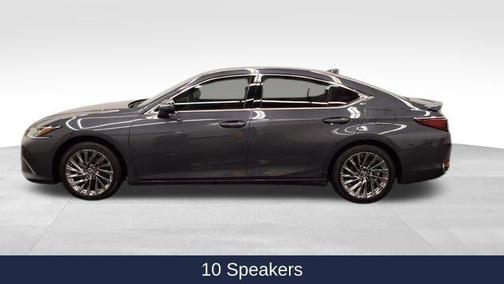 2025 Lexus ES 300h Luxury