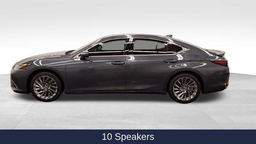 2025 Lexus ES 300h Luxury