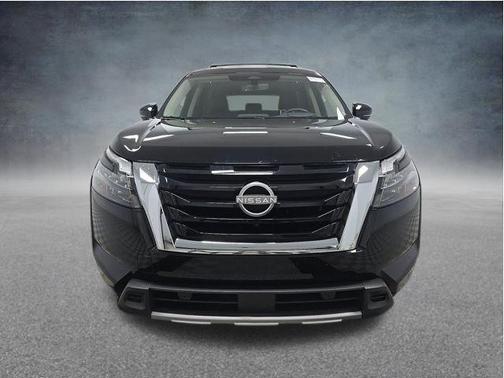 Super Black 2025 Nissan Pathfinder Platinum FWD