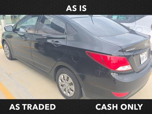 Ultra Black Pearl 2016 Hyundai Accent SE