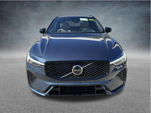 Denim Blue Metallic 2026 Volvo XC60 B5 Plus