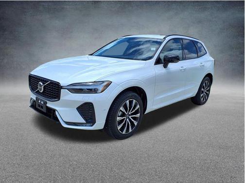 Crystal White 2025 Volvo XC60 B5 Plus
