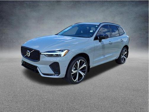 Vapour Grey Metallic 2024 Volvo XC60 B5 Ultimate Dark Theme