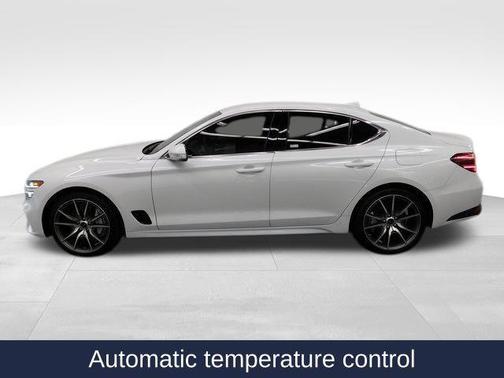 2024 Genesis G70 2.5T RWD