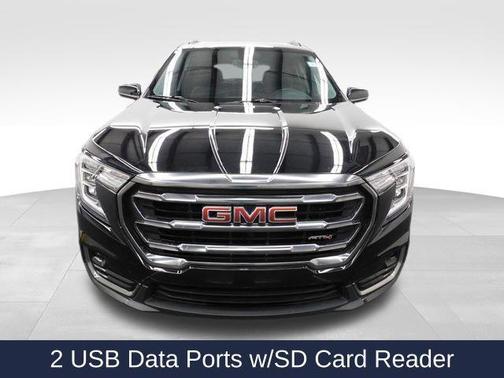 2023 GMC Terrain AWD AT4