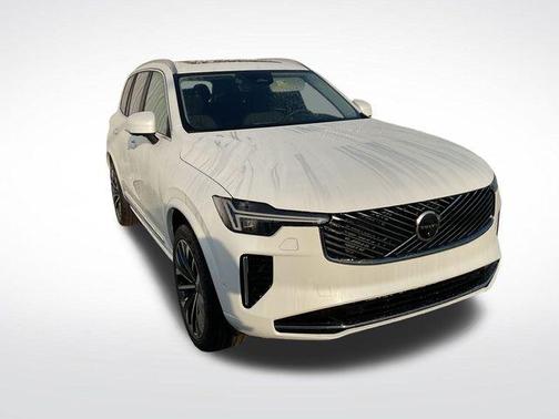 Crystal White Pearl 2026 Volvo XC90 Plus, B6 AWD Gas (mild hybrid), Gasoline, Bright, 7 Seats