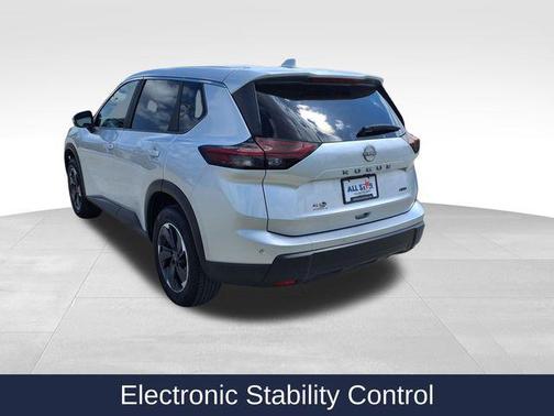 Brilliant Silver Metallic 2025 Nissan Rogue SV