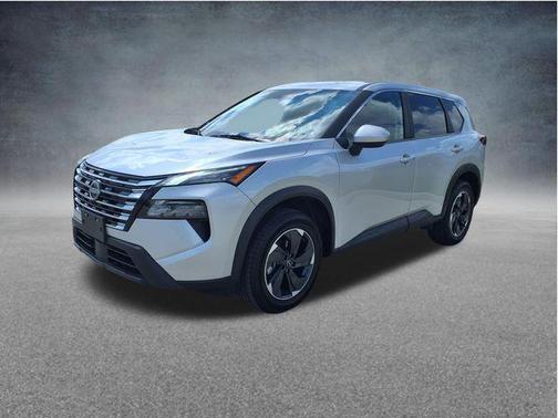 Brilliant Silver Metallic 2025 Nissan Rogue SV