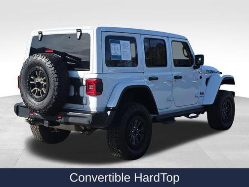 Bright White Clearcoat 2023 Jeep Wrangler Rubicon 392