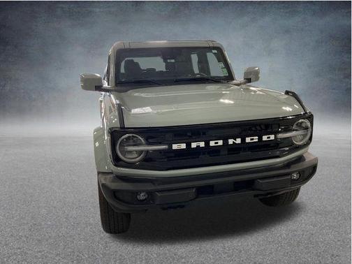 Cactus Gray 2024 Ford Bronco Outer Banks