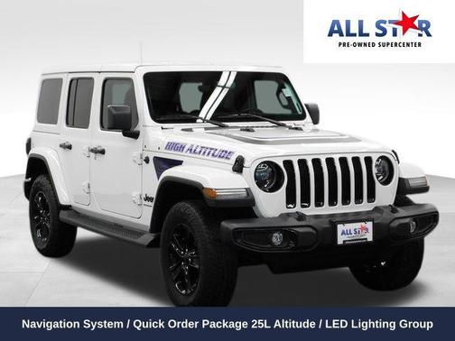 2023 Jeep Wrangler 4-Door Sahara Altitude 4x4