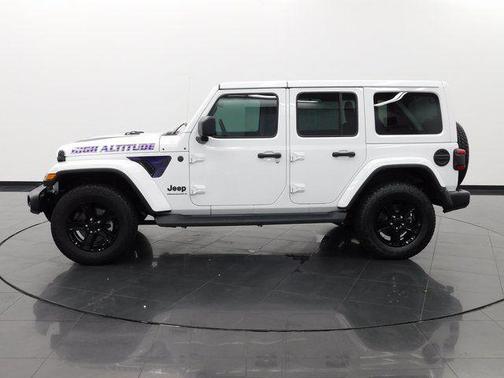 2023 Jeep Wrangler 4-Door Sahara Altitude 4x4