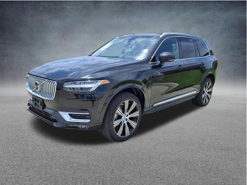 Onyx Black Metallic 2024 Volvo XC90 B6 Plus Bright Theme 6-Seater