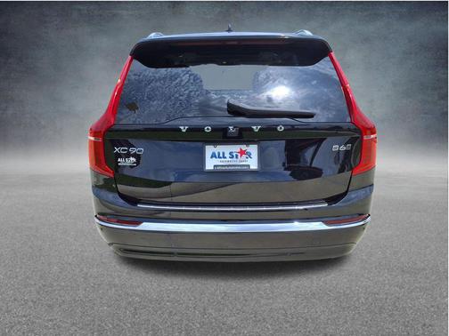 Onyx Black Metallic 2024 Volvo XC90 B6 Plus Bright Theme 6-Seater