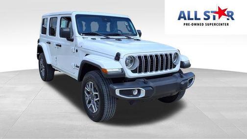 Bright White Clearcoat 2025 Jeep Wrangler 4-Door Sahara 4x4