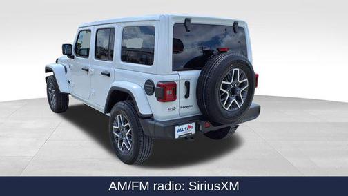 Bright White Clearcoat 2025 Jeep Wrangler 4-Door Sahara 4x4
