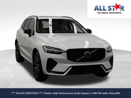 2024 Volvo XC60 B5 Plus Dark Theme