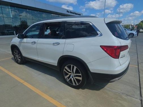 2017 Honda Pilot Elite