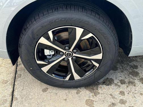 2026 Volvo XC60 B5 Core