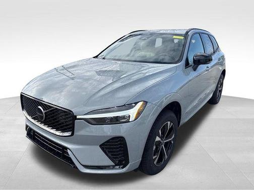 Vapour Grey Metallic 2026 Volvo XC60 B5 Core