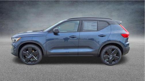 Denim Blue 2026 Volvo XC40 Black Edition Ultra, B5 AWD Gas (mild hybrid)