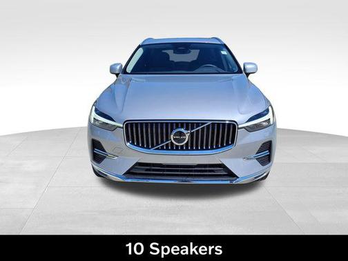 Silver Dawn Metallic 2023 Volvo XC60 B5 Plus Bright Theme