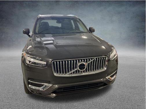 Platinum Grey Metallic 2024 Volvo XC90 B5 Plus Bright Theme