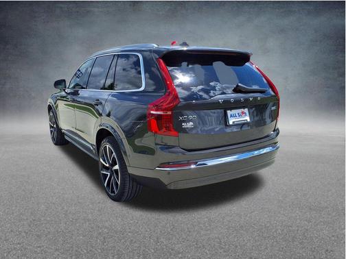 Platinum Grey Metallic 2024 Volvo XC90 B5 Plus Bright Theme