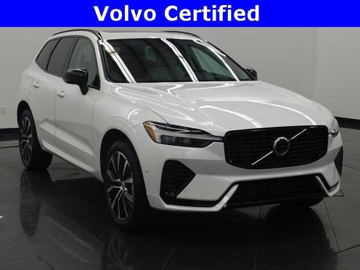 2023 Volvo XC60 Recharge Plug-In Hybrid T8 Ultimate Dark Theme